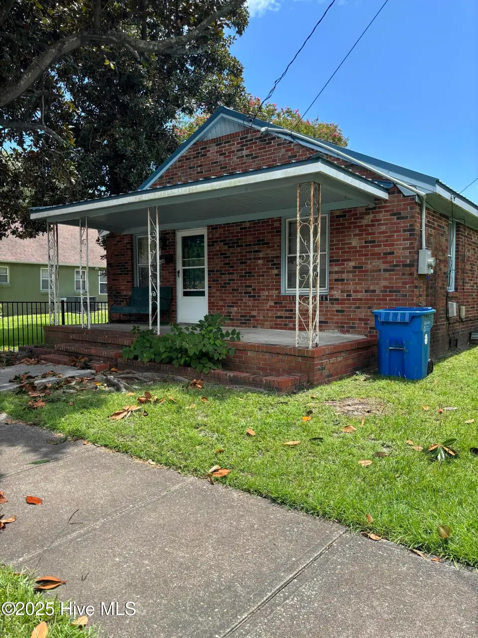 1314 Queen Street, Wilmington, NC 28401 – photo 1 of 6: 1314 Queen Front