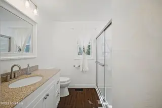 413 Hickory Drive, Elizabeth City, NC 27909 – photo 20: Bathroom 2