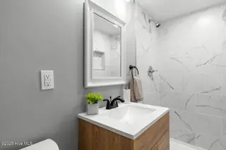 515 E Holly Street, Rocky Mount, NC 27801 – photo 17: Bedroom 1 Ensuite