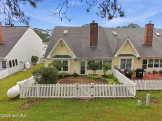345 Carolina Pines Boulevard 6, New Bern, NC 28560 – photo 7: 7-web-or-mls-DJI_20260507095918_0256_D