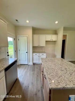 105 Spring Meadows Drive, Aberdeen, NC 28315 – photo 7: IMG_3813 (1)
