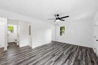 910 Simmons Street, New Bern, NC 28560 – photo 8: 10-web-or-mls-0C0A5095