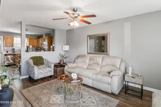 1121 Masters Lane A And B, Greenville, NC 27834 – photo 13: 8G4A4292