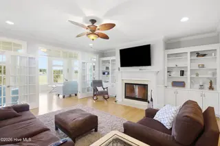1012 Pelican Drive, New Bern, NC 28560 – photo 2: 1012 Pelican Drive