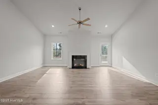 5712 Sloop Court, New Bern, NC 28560 – photo 18: 31-web-or-mls-DSC_4102