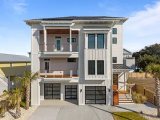 220 Georgia Avenue, Carolina Beach, NC 28428 – photo 4: 107-web-or-mls-DJI_20260130135812_0996_D