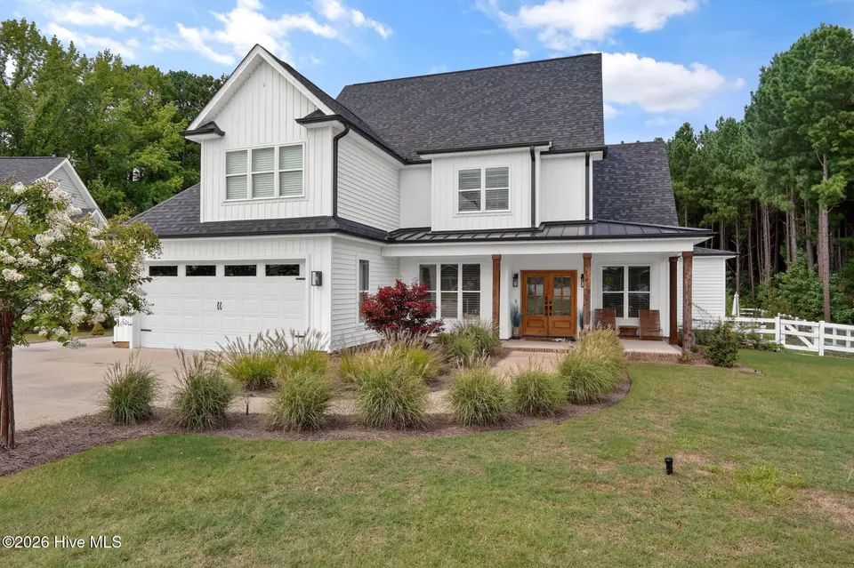 3904 Redbay Lane N, Wilson, NC 27896 – photo 1 of 48: 46-web-or-mls-3904-redbay-ln-adam-bennet