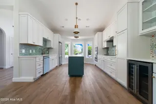 104 Core Drive W & Boat Slip #16, Morehead City, NC 28557 – photo 6: Kitchen 1