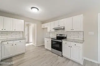 110 Albemarle Road, Wilmington, NC 28405 — 4-bedroom home in Wildflower, Wilmington, NC, photo 13 of 35: DSC05993