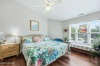 413 Commerce Avenue C, Morehead City, NC 28557 – photo 23: Primary Suite