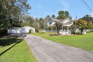 370 Carr Avenue, Rocky Point, NC 28457 — 5-bedroom home, Rocky Point, NC, photo 2 of 42: 370CarrAvenue-5