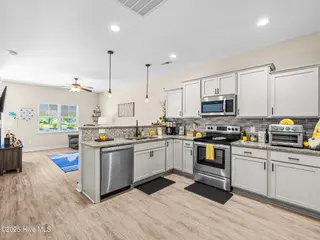 2 Catalina Circle, Swansboro, NC 28584 – photo 13: 15_025a4483