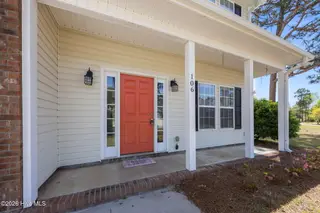 106 Bobwhite Circle, Cape Carteret, NC 28584 – photo 3: 106 Bobwhite