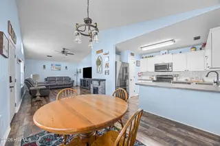 636 Brewster Lane, Wilmington, NC 28412 – photo 7: 10_dining area