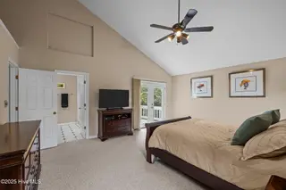 7403 Archers Creek Court, Emerald Isle, NC 28594 – photo 13: 12-web-or-mls-1S3A0088