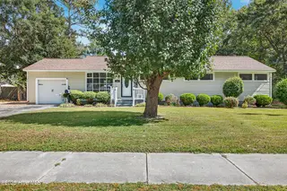 512 Jarman Street, Jacksonville, NC 28540 – photo 2: 02
