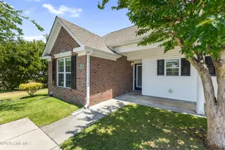 3004 Lauren Place Drive Apt 101, Wilmington, NC 28405 – photo 2