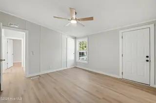 5595 Shaw Highway, Rocky Point, NC 28457 — 3-bedroom manufactured home, Rocky Point, NC, photo 17 of 40: 15_5595_shaw_hwy_015