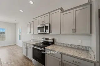 610 Indigo Johnston Drive, Jacksonville, NC 28546 – photo 9: SIMILAR PHOTO 20