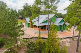1 Kenwood Court, Pinehurst, NC 28374 – photo 4: Sideview