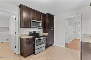 1402 Halltown Road, Jacksonville, NC 28546 — 3-bedroom home in Breckenridge, Jacksonville, NC, photo 11 of 28: halltown-11