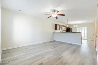 208 Glen Cannon Drive, Jacksonville, NC 28546 – photo 4: mls-DSC08412