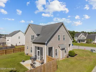 301 Savannah Drive, Jacksonville, NC 28540 – photo 4: 5-web-or-mls-301 Savannah Dr. 94