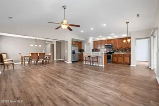 2104 Jarvis Lane NW, Calabash, NC 28467 — 3-bedroom home in Spring Mill, Calabash, NC, photo 5 of 65: 10-web-or-mls-cammediallc.com (21 of 47)