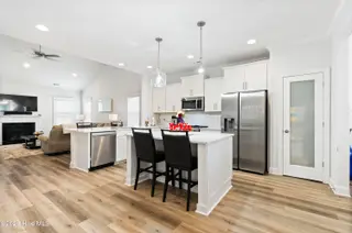 3758 Spicetree Drive, Wilmington, NC 28412 – photo 10: DSC07768