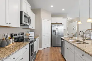 1814 Bards Drive SE, Bolivia, NC 28422 – photo 10: 16-web-or-mls-cammediallc.com (40 of 64)