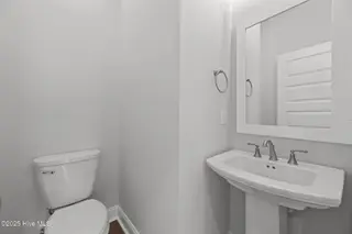 1009 Brighton Drive, New Bern, NC 28562 – photo 21: 31-web-or-mls-DSC_2934