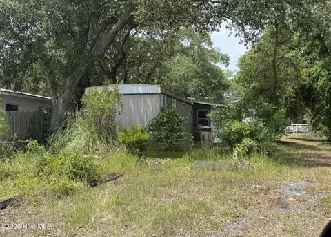 103 NE 66th Street, Oak Island