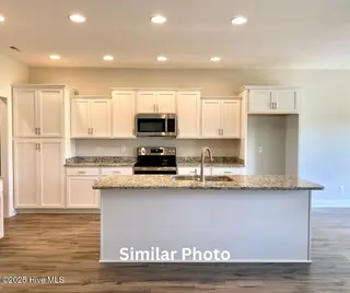 610 Salty Marsh Lane, Jacksonville, NC 28546 – photo 15: Massey Similar 33