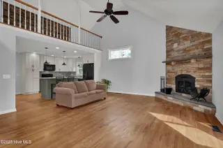 700 Shoals Drive, Wilmington, NC 28411 — 4-bedroom home in Bayshore Estates, Wilmington, NC, photo 5 of 29