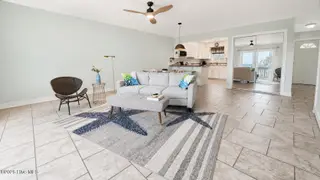 2213 Harbourside Drive, New Bern, NC 28560 – photo 16: 2213 living room 1