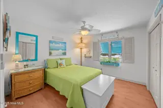6105 Pelican Drive, New Bern, NC 28560 – photo 8: 7-web-or-mls-0C0A4832
