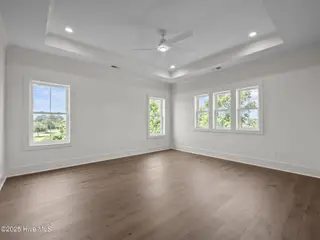 609 Cannonsgate Drive, Newport, NC 28570 – photo 17: Primary Bedroom