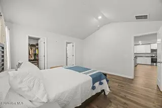 238 Poppleton Drive, Hampstead, NC 28443 – photo 14: m_14_bedroom
