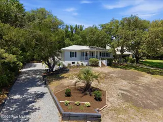 305 River Drive, Southport, NC 28461 – photo 5: 04-Front 2