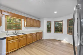 106 Heiress Wynd Drive, Jacksonville, NC 28546 — 3-bedroom home in Northside, Jacksonville, NC, photo 14 of 53: 14_kitchen