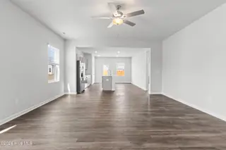 619 S Squires Run Lane, Richlands, NC 28574 – photo 8: Living Room