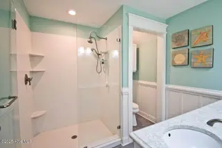 5405 Emerald Drive, Emerald Isle, NC 28594 – photo 18: 2nd level Bathroom #2