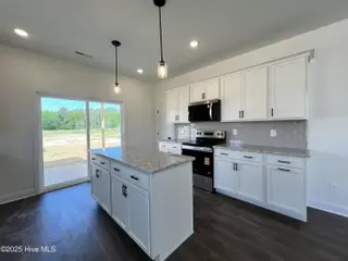 137 Pretty Run Branch Lane, Wendell, NC 27591 – photo 5: Move In Ready!