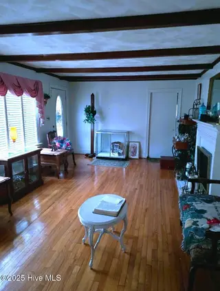 306 Greenfield Boulevard, Greenville, NC 27834 – photo 7: 20251205_121509