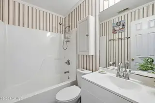 1104 Pamela Drive, Kinston, NC 28504 – photo 22: 28-web-or-mls-IMG_2129_edit