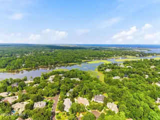 813 Gull Point Road, Wilmington, NC 28405 — lot in Landfall, Wilmington, NC, photo 18 of 20