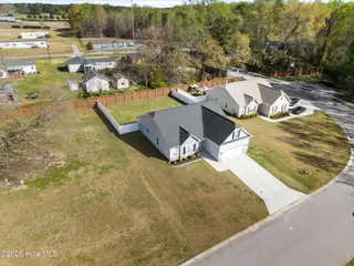 5808 Sagebrush Drive, Greenville, NC 27858 — 3-bedroom home in Sagewood, Greenville, NC, photo 14 of 52: 5-web-or-mls-DJI_20260330095346_0004_D