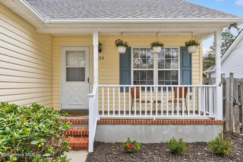 124 NE 34th Street, Oak Island, NC 28465 – photo 1 of 52: 124 NE 34th Street