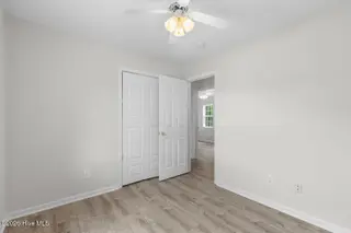 25 Crown Point Road, Hubert, NC 28539 — 3-bedroom home in Crown Point, Hubert, NC, photo 13 of 20: crown-13