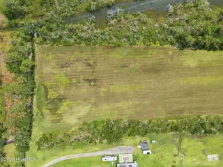 000 Josephine Lane, Beaufort, NC 28516 – photo 14: 15-web-or-mls-DJI_20260716122944_0275_D